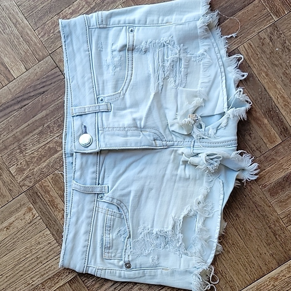AE shorts
